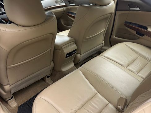 Used 2010 Honda Accord EX-L image 9