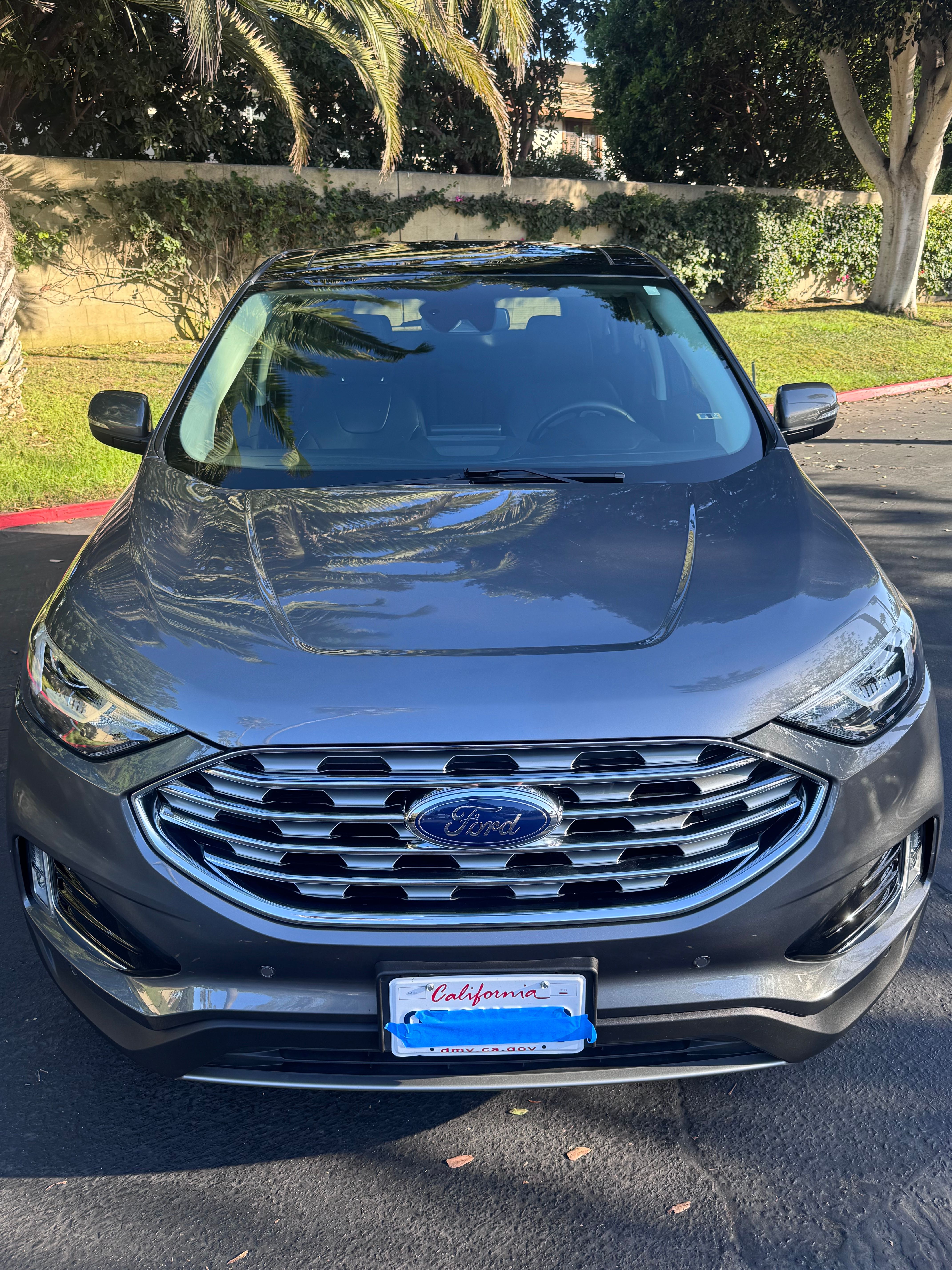 Used 2021 Ford Edge Titanium AWD/4WD image 2