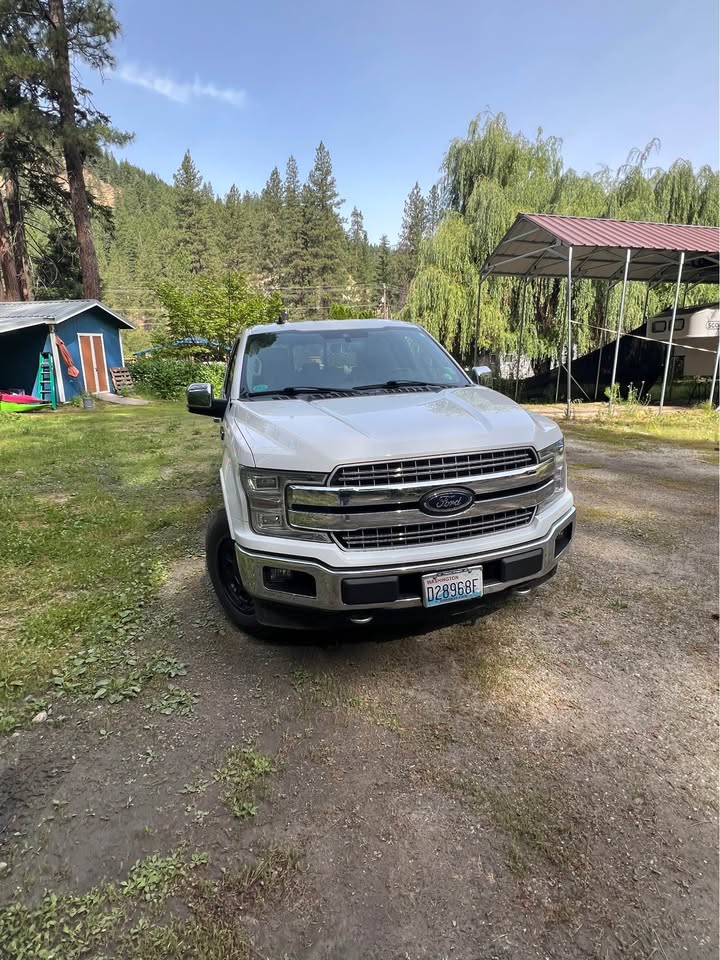 Used 2019 Ford F150 Lariat w/ Equipment Group 502A Luxury AWD/4WD image 9