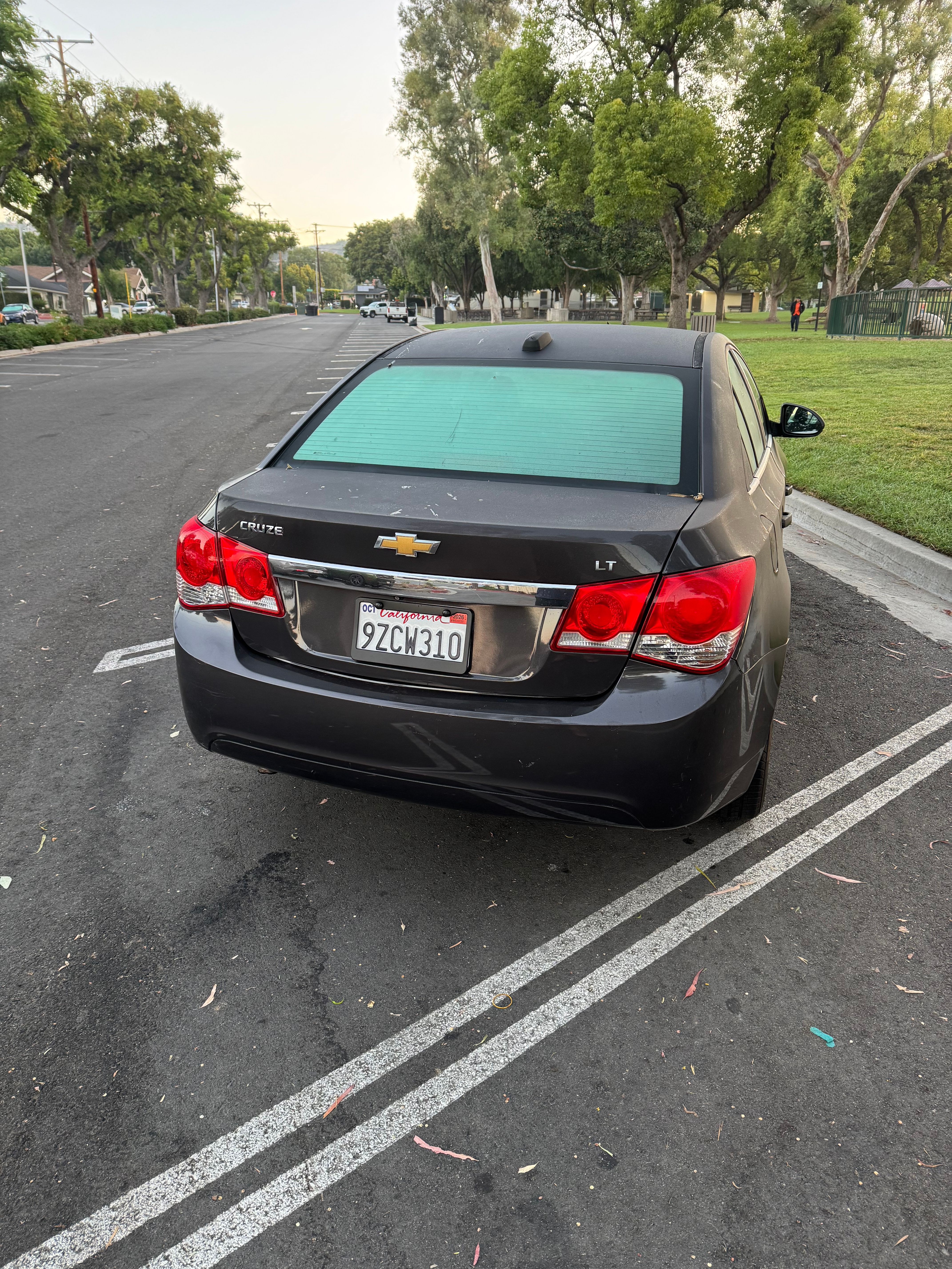 Used 2016 Chevrolet Cruze LT FWD image 11