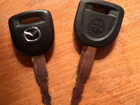 Used 2012 MAZDA MAZDA3 i SV FWD image 31