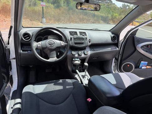 Used 2008 Toyota RAV4 Sport image 14