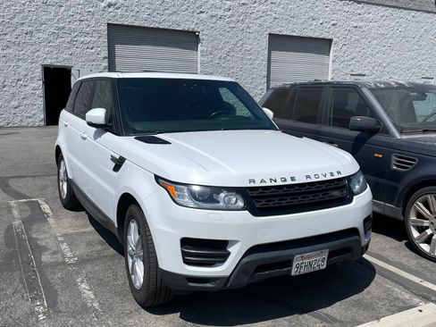 Used 2017 Land Rover Range Rover Sport SE AWD/4WD image 1