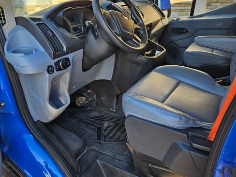 Used 2015 Ford Transit 250 148 Medium Roof image 9