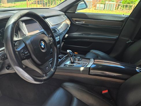 Used 2014 BMW 740i RWD image 2