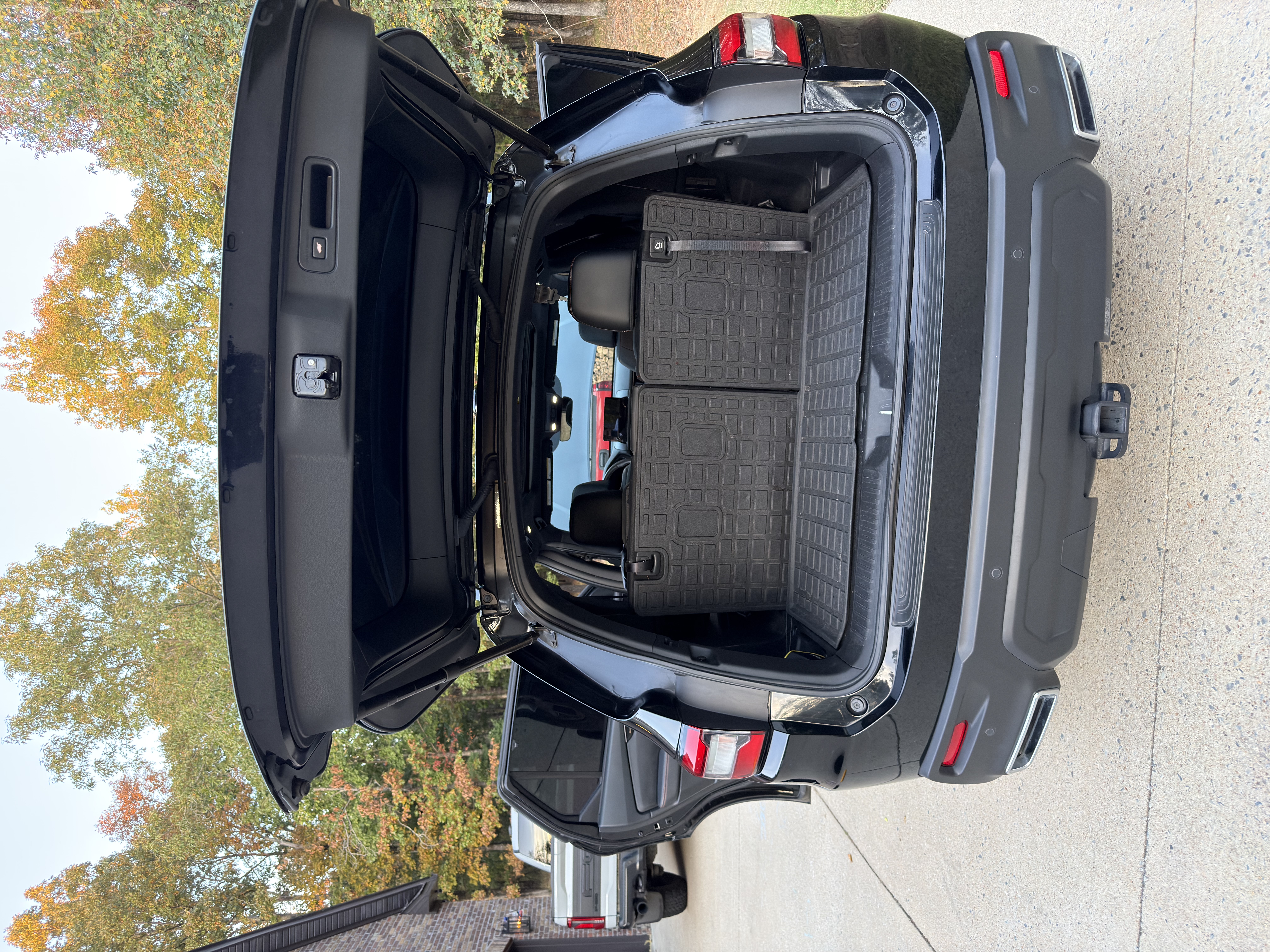 Used 2023 Honda Pilot TrailSport image 18