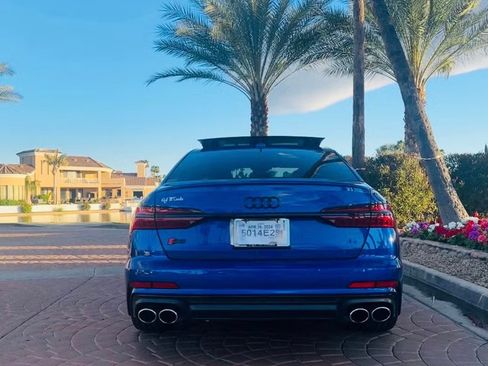 Used 2022 Audi S6 Premium Plus image 2