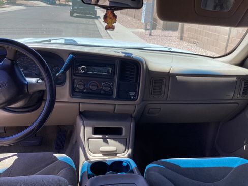 Used 2001 GMC Sierra 1500 4x4 Extended Cab w/ Convenience Plus Group image 4