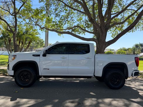 Used 2020 GMC Sierra 1500 AT4 w/ AT4 Premium Package image 1