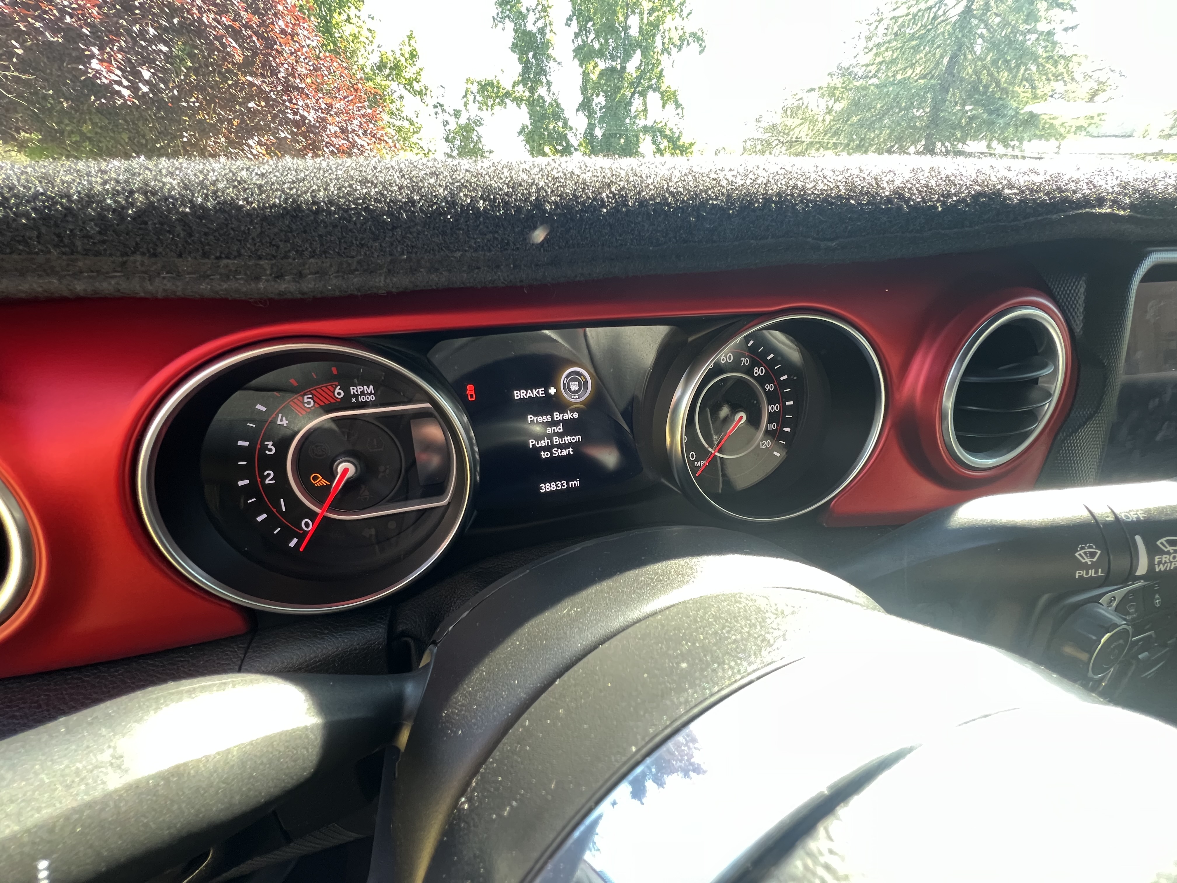 Used 2021 Jeep Gladiator Rubicon AWD/4WD image 5