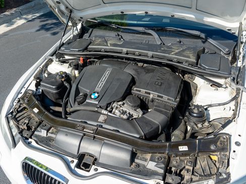 Used 2013 BMW 335i Coupe image 29