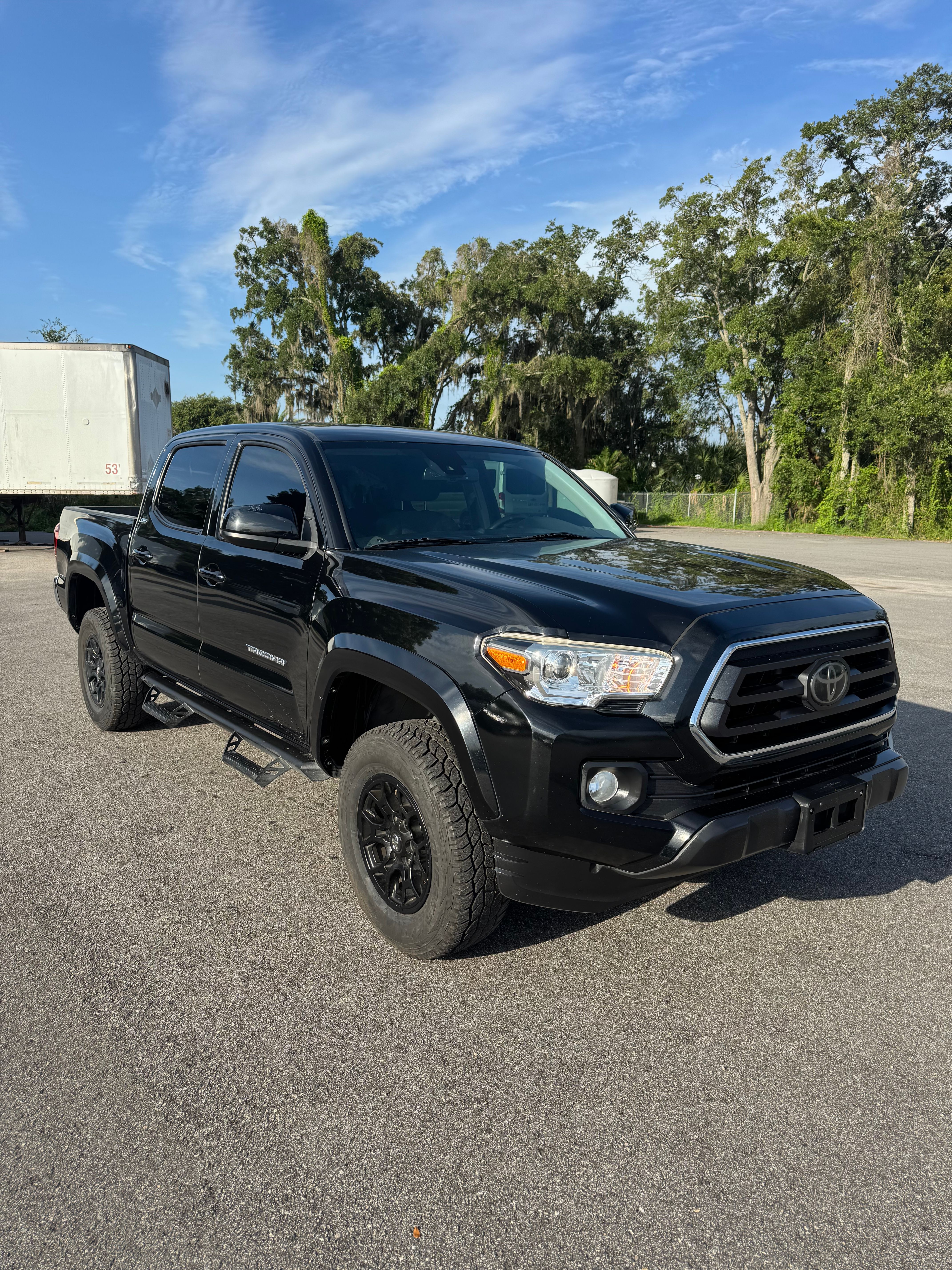 Used 2021 Toyota Tacoma SR5 RWD image 4