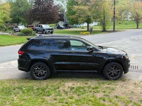 Used 2020 Jeep Grand Cherokee Limited X AWD/4WD image 2