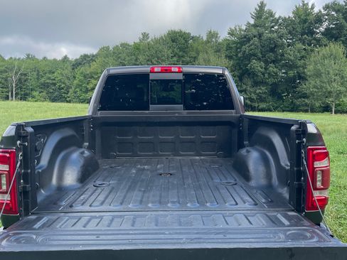 Used 2023 RAM 2500 Laramie AWD/4WD image 6