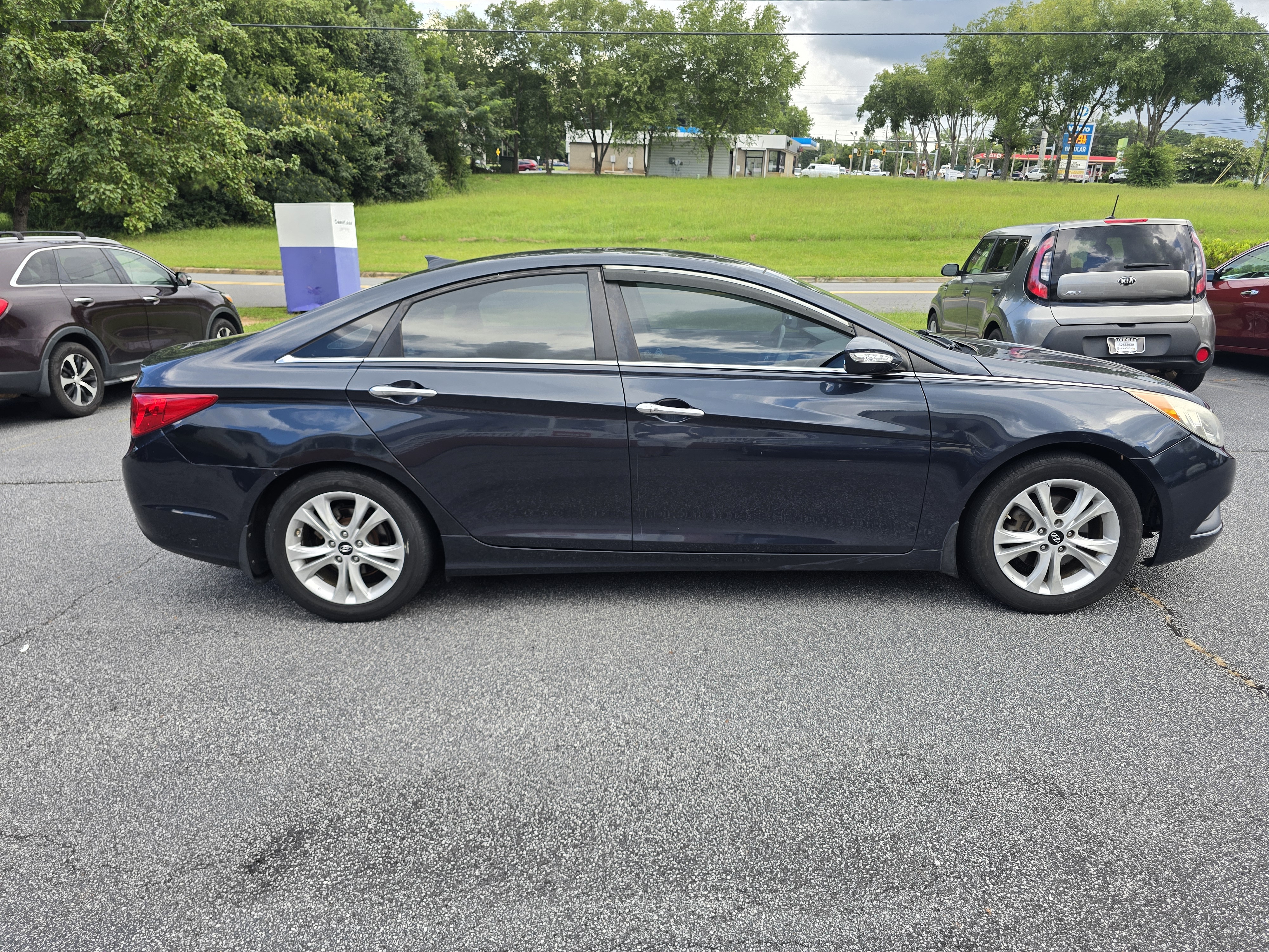 Used 2013 Hyundai Sonata Limited FWD image 4