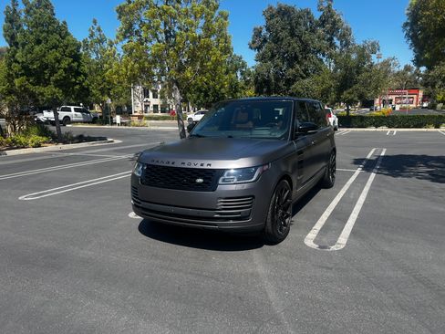 Used 2018 Land Rover Range Rover Long Wheelbase Autobiography image 1