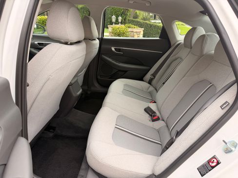 Used 2020 Hyundai Sonata SE FWD image 13