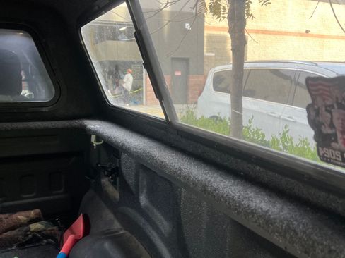 Used 2019 Ford F150 Platinum w/ Equipment Group 701A Luxury image 11