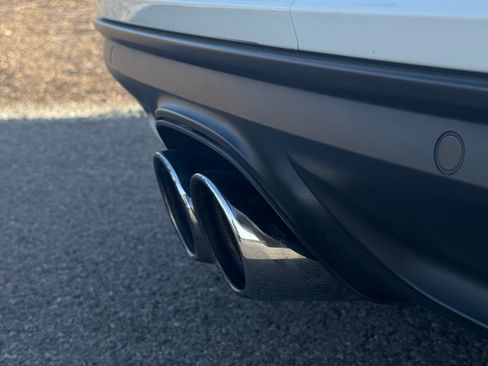 Used 2018 Porsche 718 Cayman S image 11