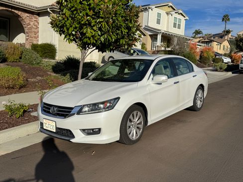 Used 2014 Honda Accord EX-L image 1