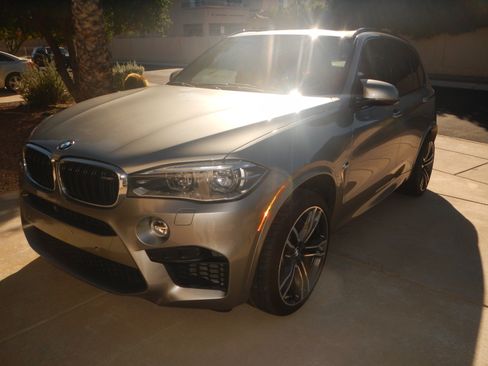 Used 2017 BMW X5 M image 13