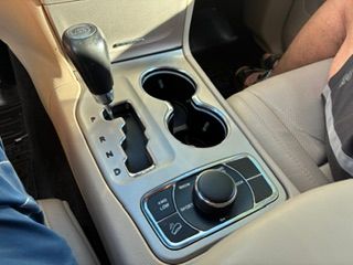 Used 2013 Jeep Grand Cherokee Limited w/ Luxury Group II AWD/4WD image 8