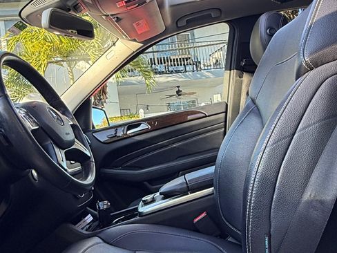 Used 2014 Mercedes-Benz ML 350 2WD image 6
