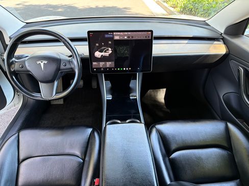 Used 2018 Tesla Model 3 Mid Range RWD image 19