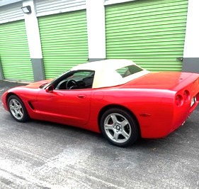 Used 1998 Chevrolet Corvette Convertible w/ Memory Pkg RWD image 1