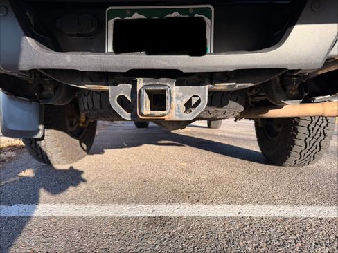 Used 2019 Toyota Tacoma TRD Off-Road image 23