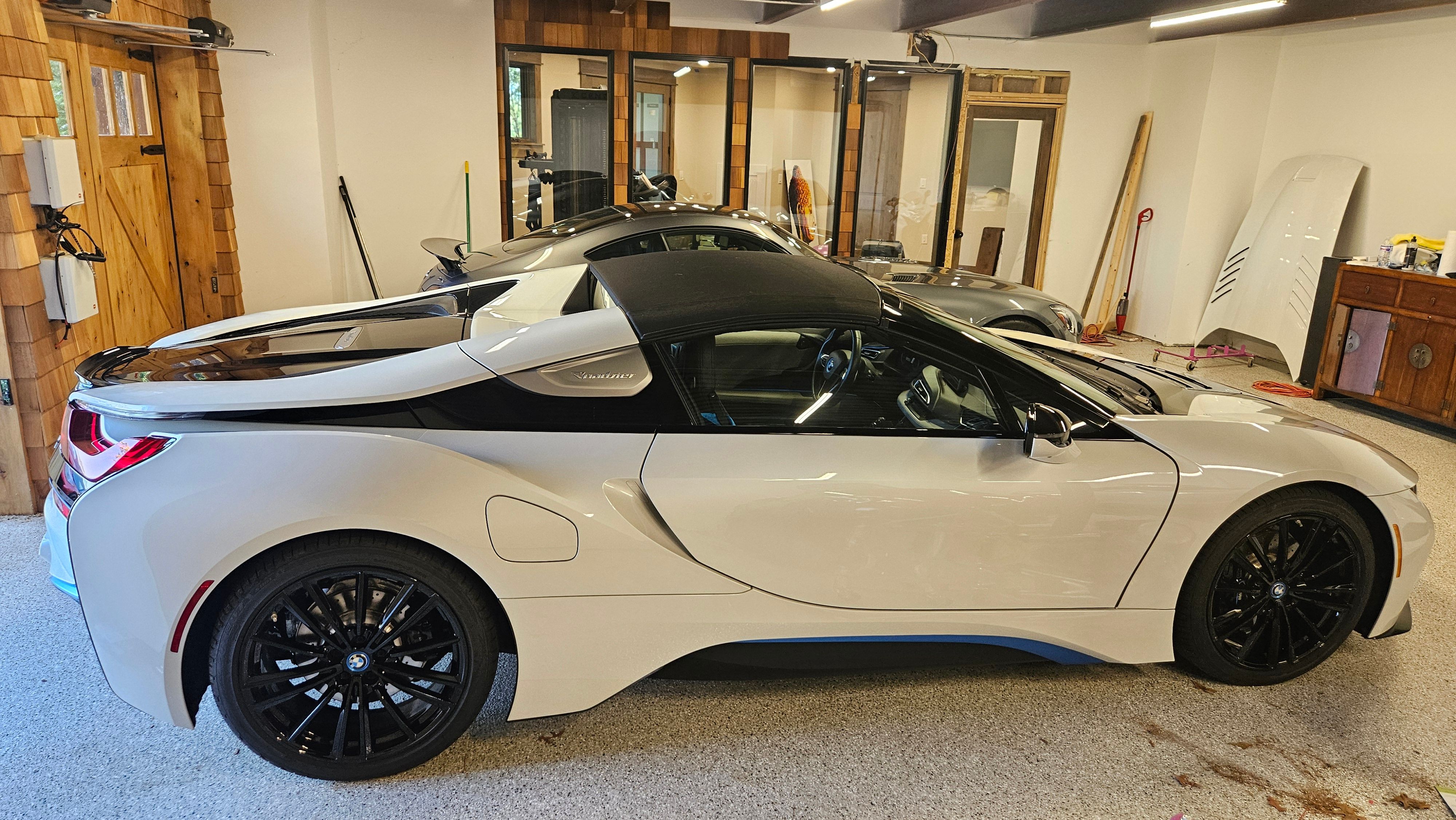 Used 2019 BMW i8 Roadster AWD/4WD image 23