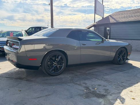 Used 2019 Dodge Challenger R/T Scat Pack image 4