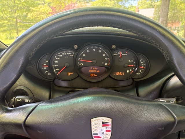 Used 2002 Porsche 911 Carrera 4 AWD/4WD image 13