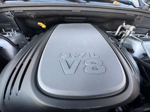 Used 2011 Jeep Grand Cherokee Limited image 14