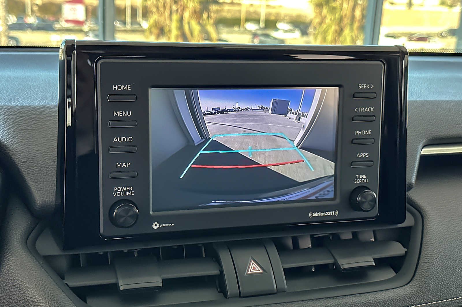 Used 2020 Toyota RAV4 XLE w/ Carpet Mat Package FWD image 11