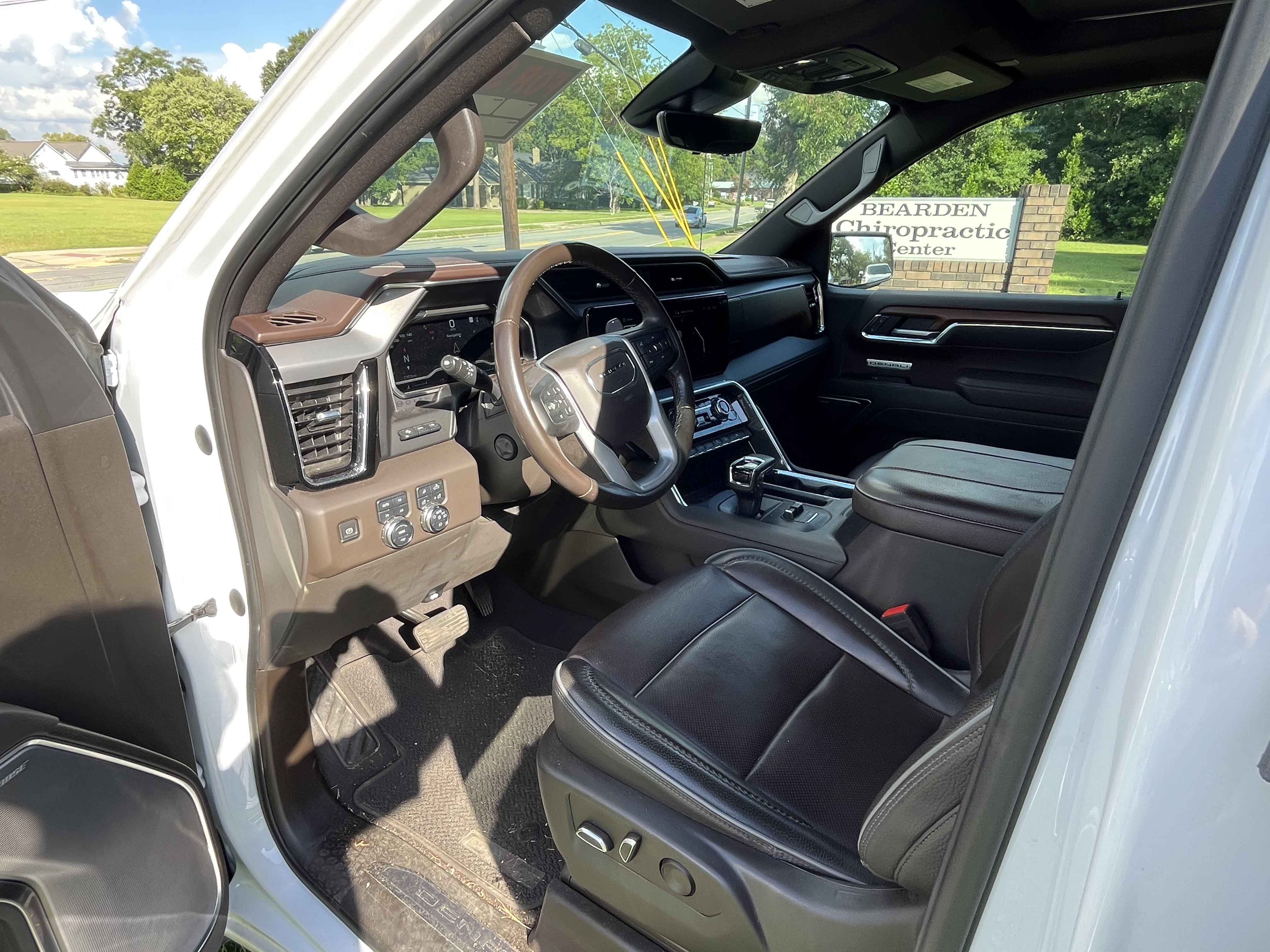 Used 2023 GMC Sierra 1500 Denali w/ Denali Reserve Package AWD/4WD image 6
