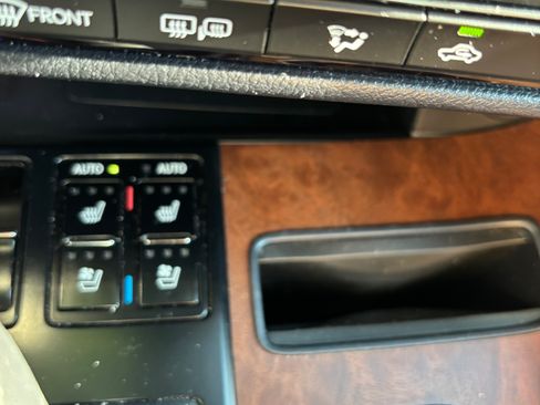 Used 2022 Lexus RX 350L FWD w/ Premium Package image 20