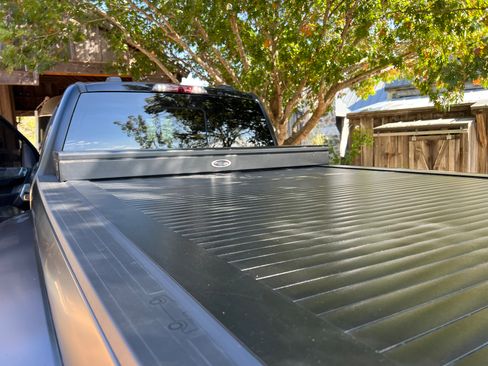 Used 2025 Ford F450 Platinum w/ FX4 Off-Road Package image 18