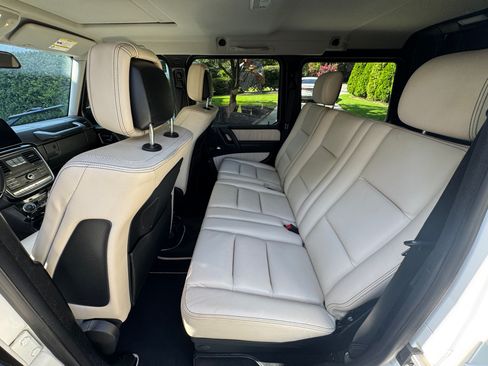 Used 2017 Mercedes-Benz G 550 w/ Night Package image 8