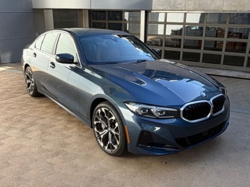 Used 2025 BMW 330i Sedan w/ Premium Package image 2