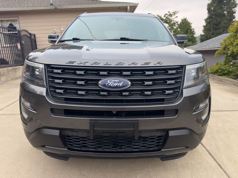 Used 2017 Ford Explorer Sport w/ Equipment Group 401A image 4