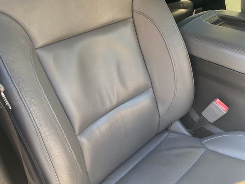 Used 2019 Chevrolet Suburban LT image 12