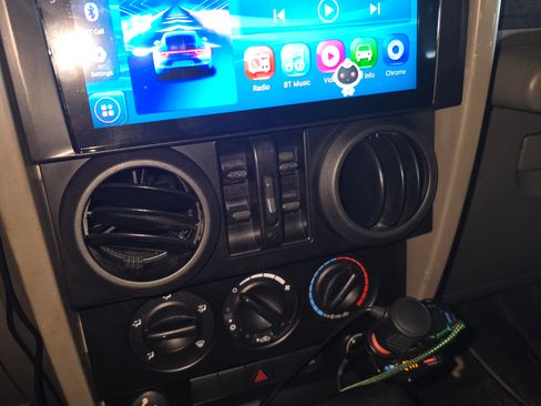 Used 2008 Jeep Wrangler Unlimited X image 5