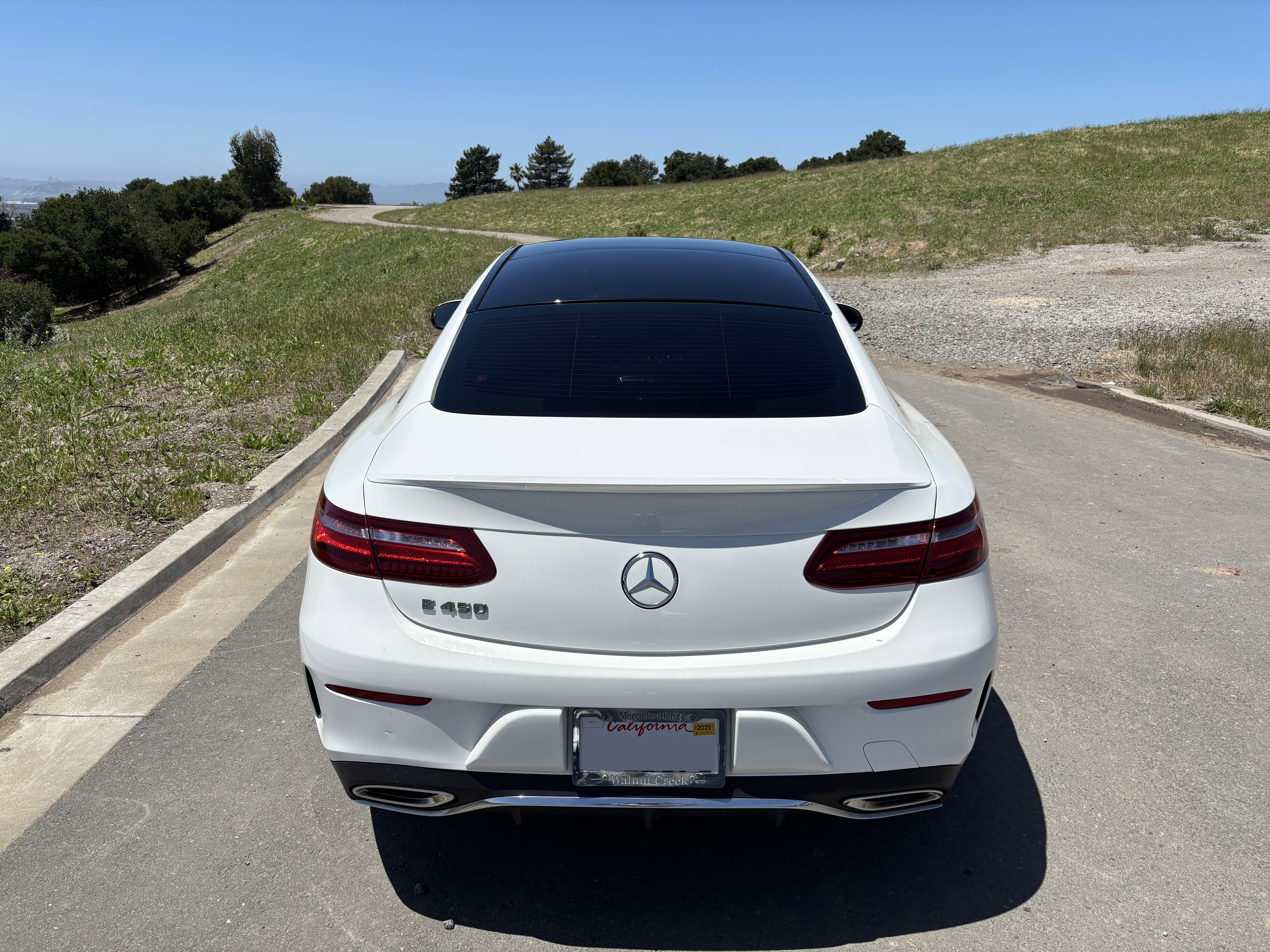 Used 2019 Mercedes-Benz E 450 Coupe image 2