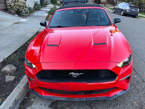 Used 2023 Ford Mustang Premium image 6