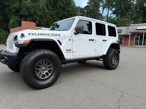 Used 2022 Jeep Wrangler Unlimited Rubicon w/ Xtreme Recon 35" Tire Package AWD/4WD image 1