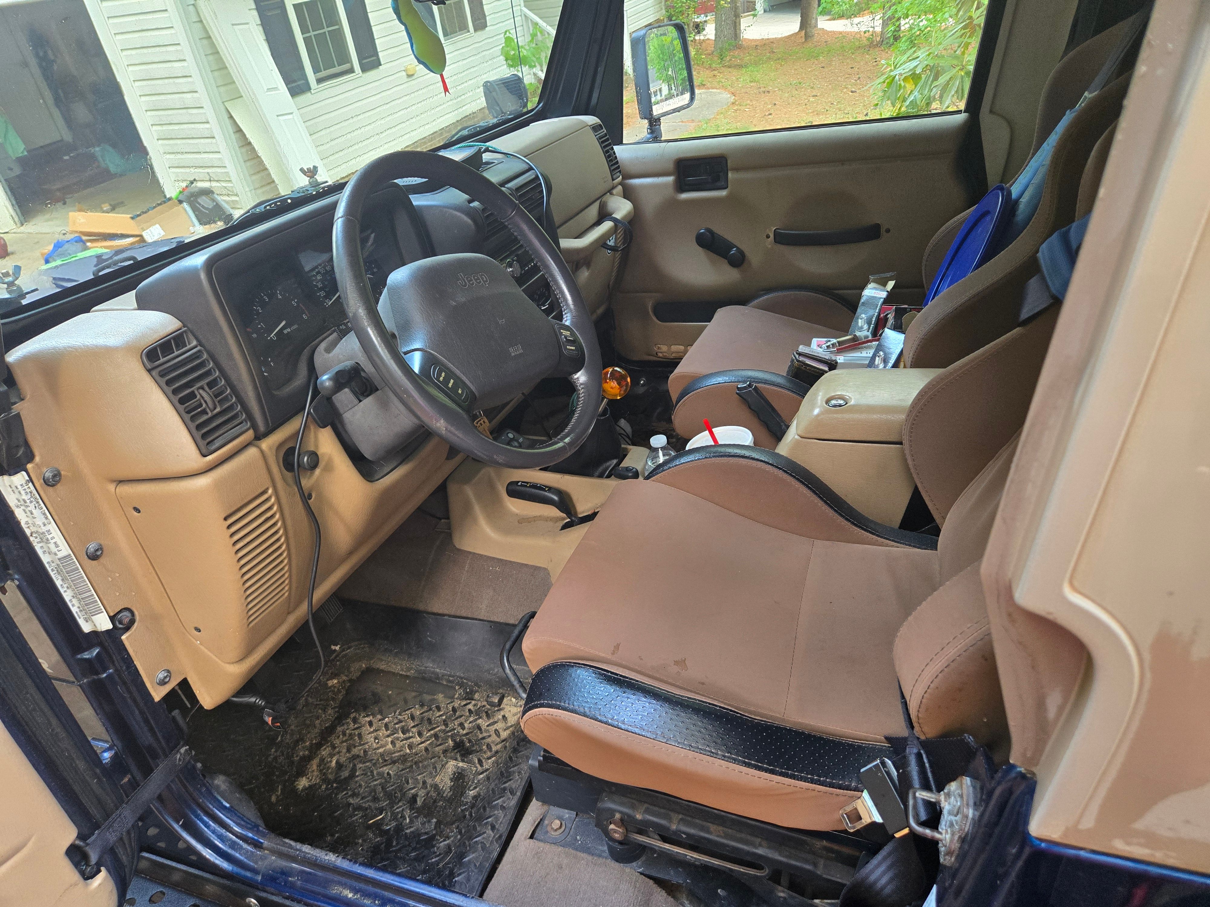 Used 2000 Jeep Wrangler Sport AWD/4WD image 17