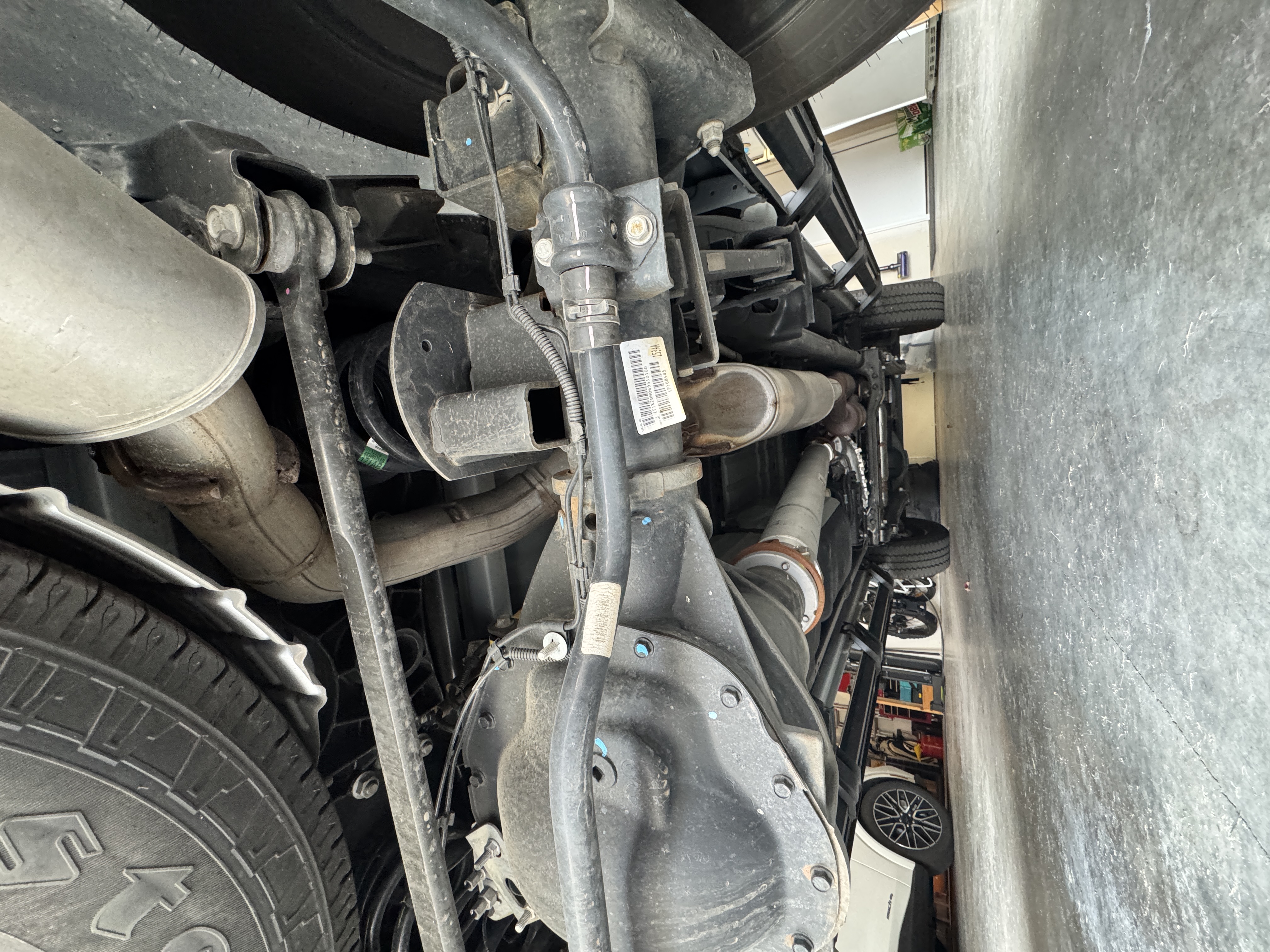 Used 2025 RAM 2500 Laramie AWD/4WD image 23