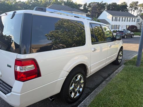Used 2014 Ford Expedition EL Limited w/ Equipment Group 301A AWD/4WD image 4