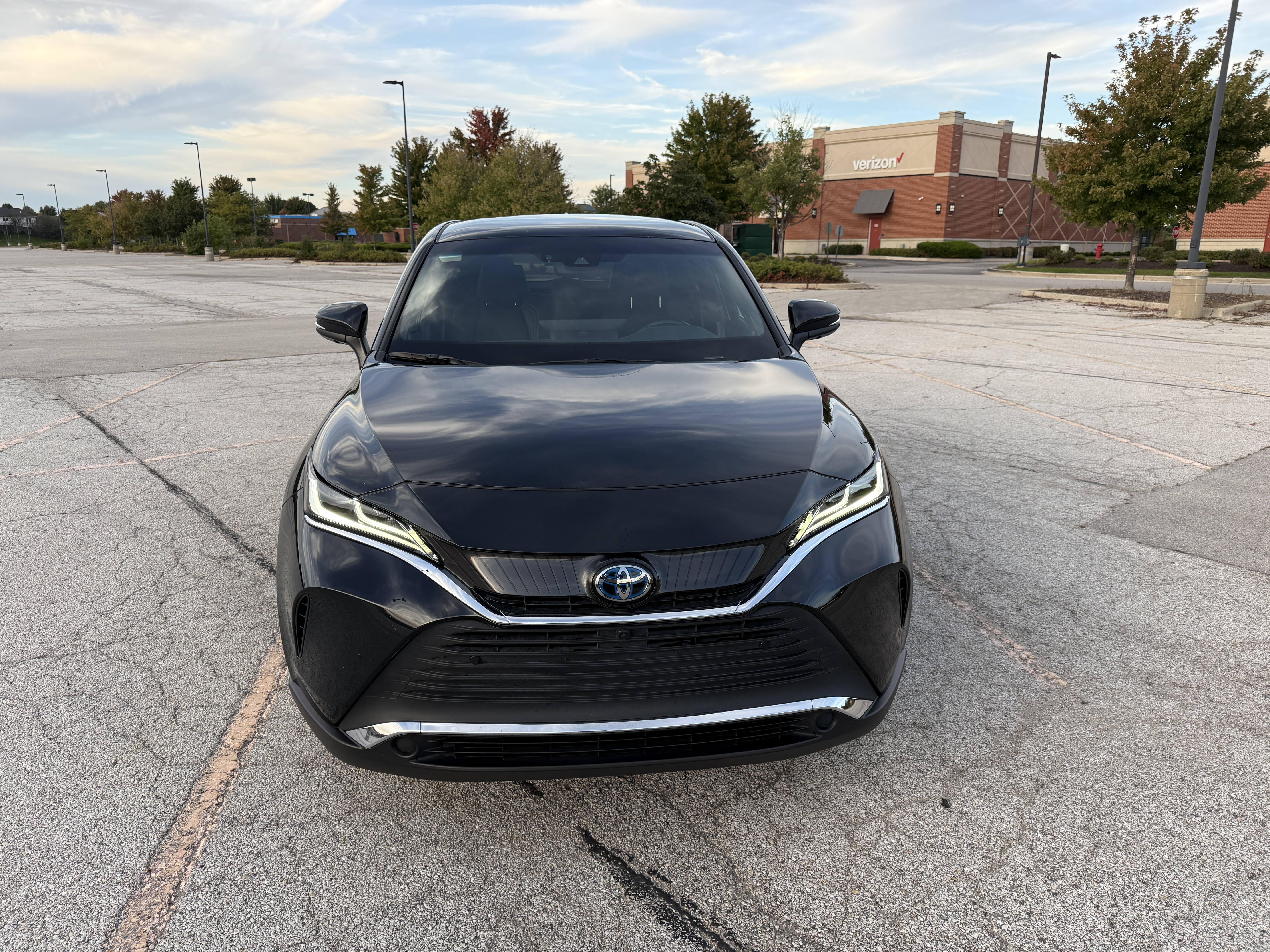 Used 2021 Toyota Venza AWD/4WD image 5